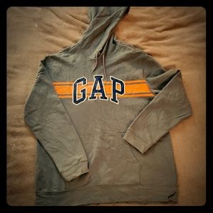 Gap sweatshirt
